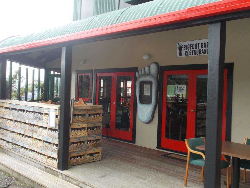 Fox Glacier Pod Hostel & Inn Екстериор снимка