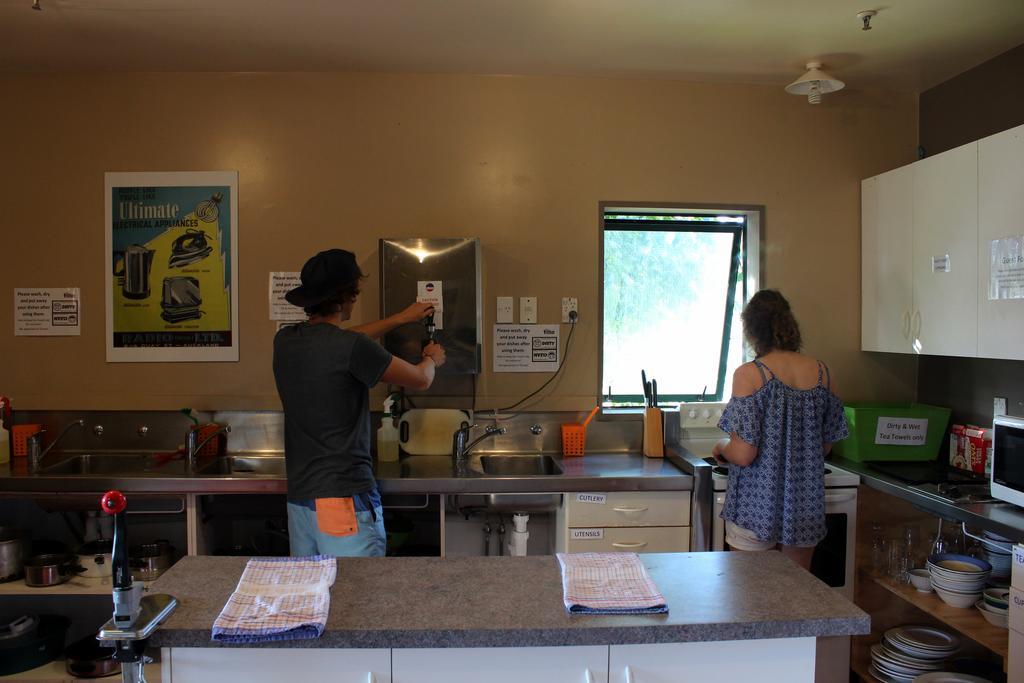 Fox Glacier Pod Hostel & Inn Екстериор снимка