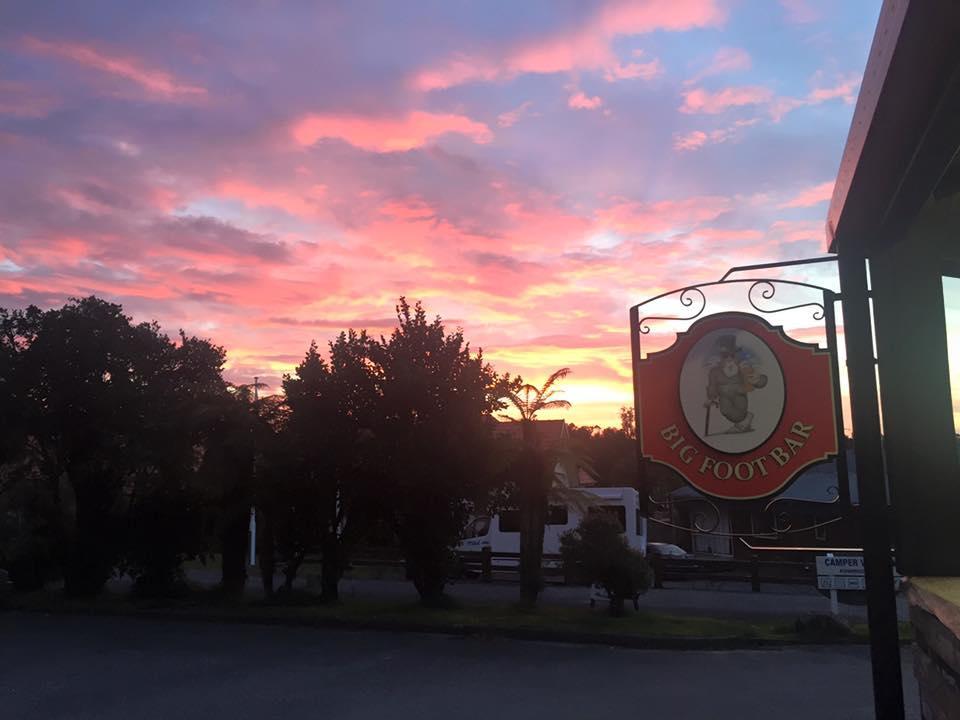 Fox Glacier Pod Hostel & Inn Екстериор снимка