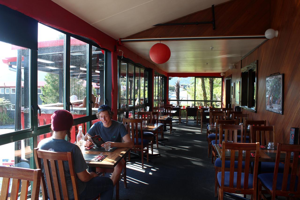 Fox Glacier Pod Hostel & Inn Екстериор снимка